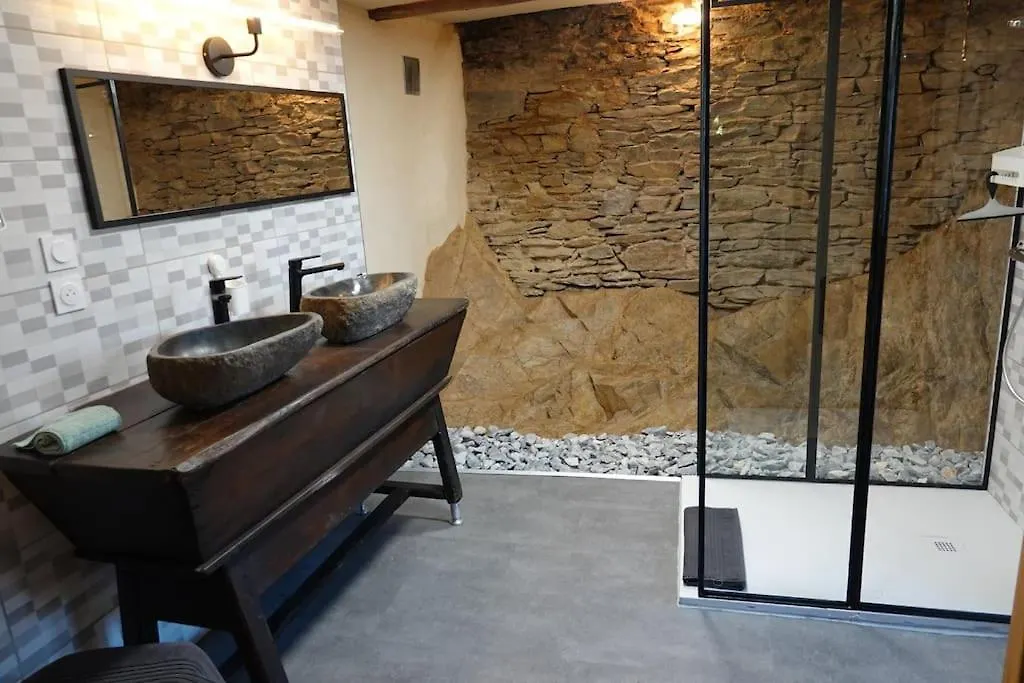 Les Combres, Gite Nature Avec Piscine Chauffee Malbosc 0*,  Francie